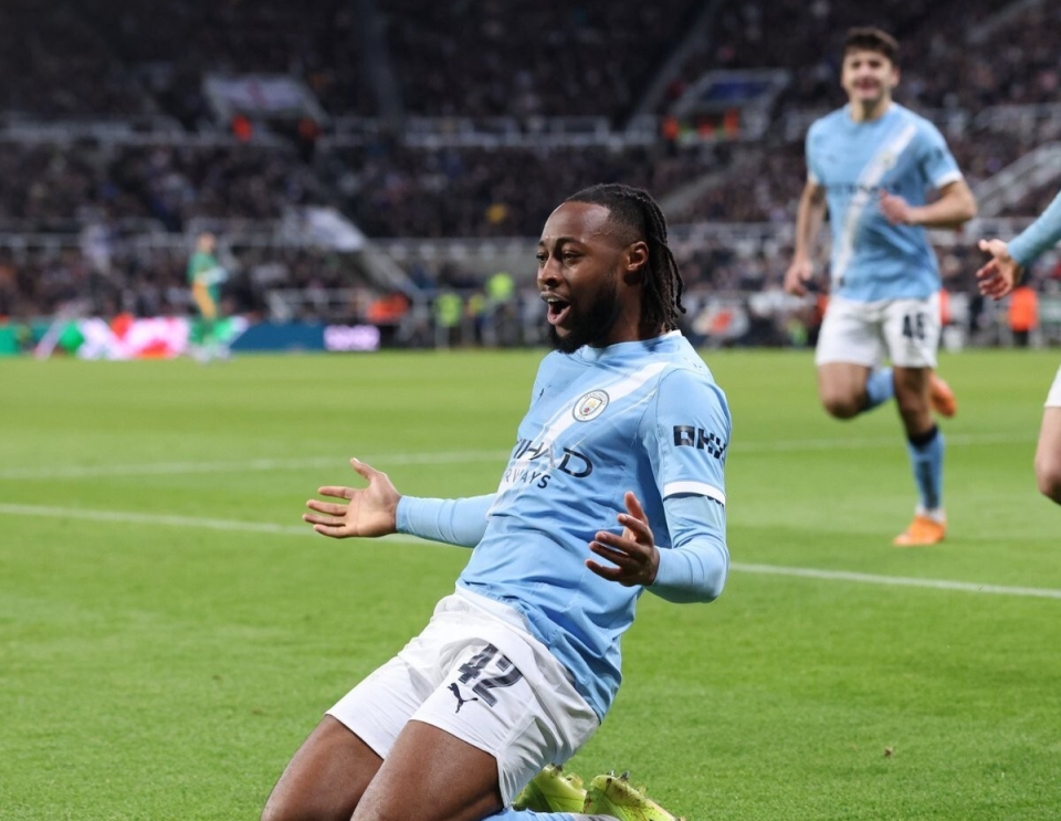 九游娱乐空间-超值！6500万镑新援带飞曼城 加盟前2场造3球+蝉联MVP 创17年神迹