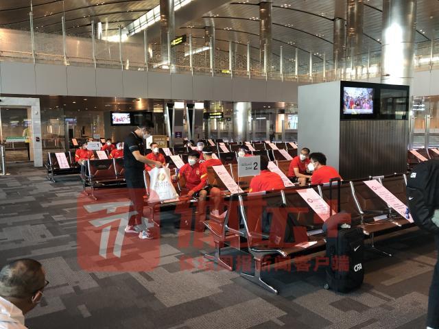 九游app下载最新版本-国足转战沙迦备战12强赛 队员：感觉比回家还快